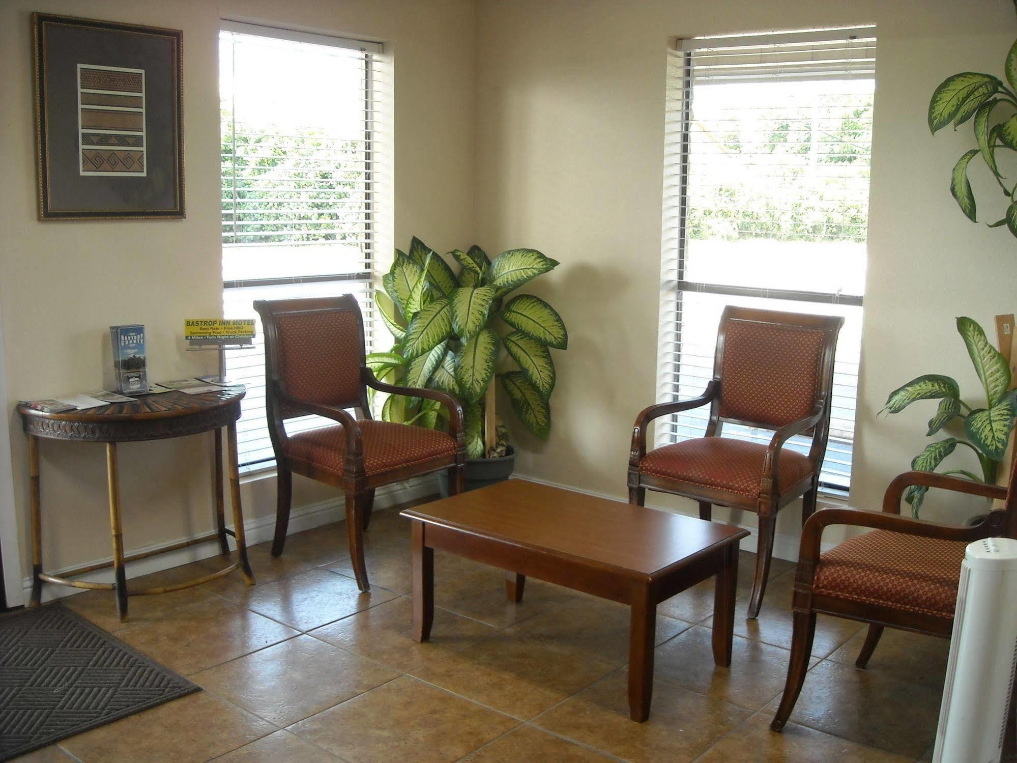 Bastrop Inn מראה חיצוני תמונה