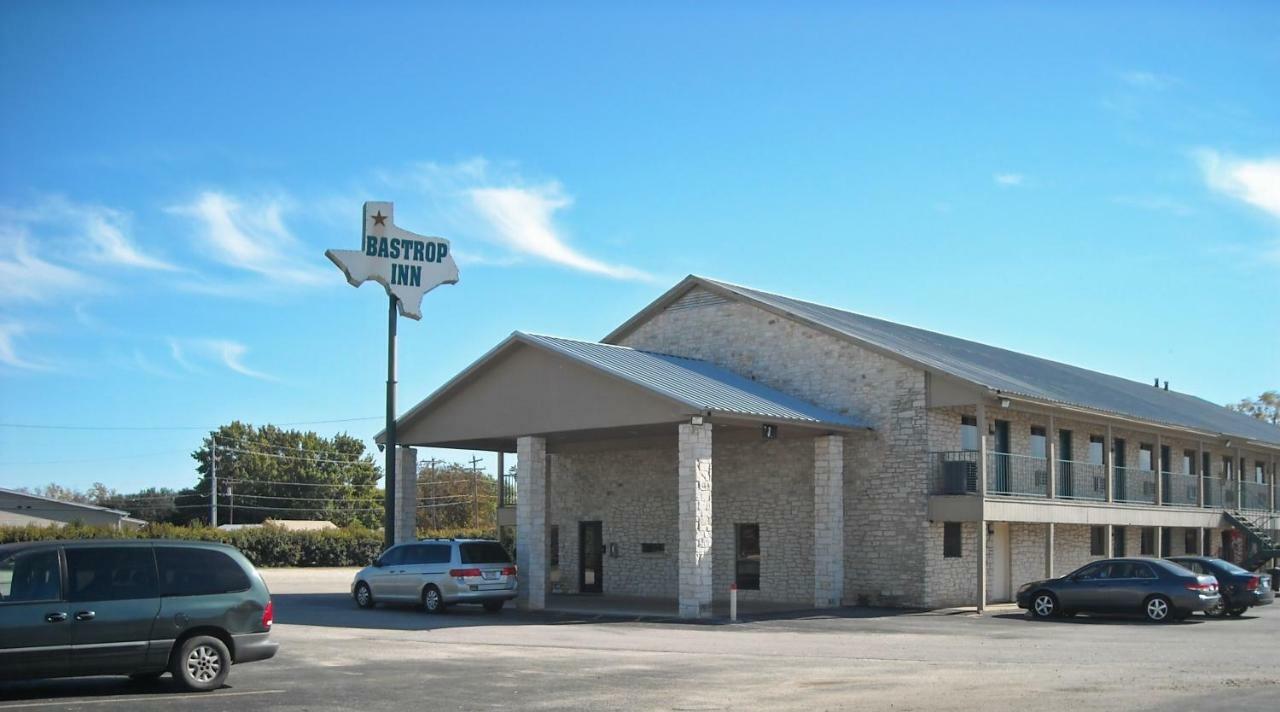Bastrop Inn מראה חיצוני תמונה